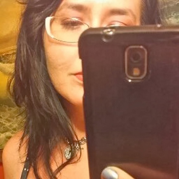 Meet your Posher, Miranda - Picture 1 of 1